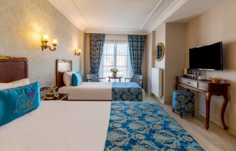 Deluxe Family Room